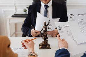 Apa Itu Somasi? Pengertian, Fungsi, dan Dasar Hukumnya